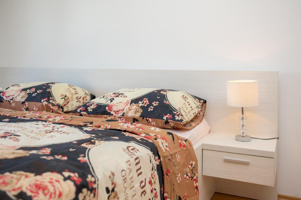 Apartments Vukovic 珀德垂那 外观 照片