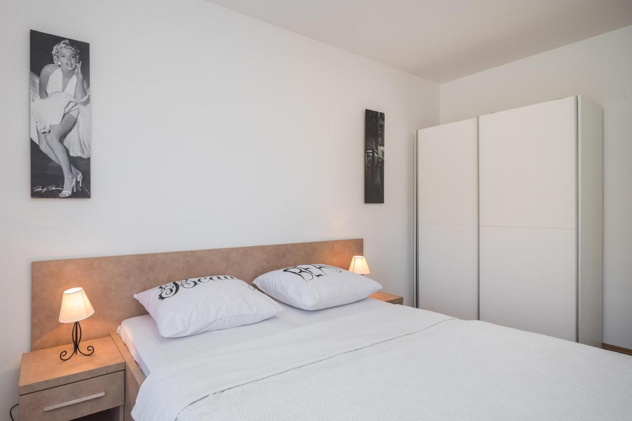 Apartments Vukovic 珀德垂那 外观 照片